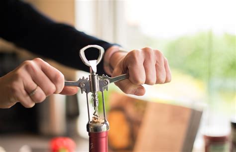 How To Open A Bottle Of Wine With A Corkscrew Wine Tips