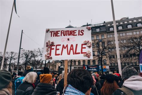 Es gibt nicht den einen feminismus. Feminismus - ABIHOME Blog