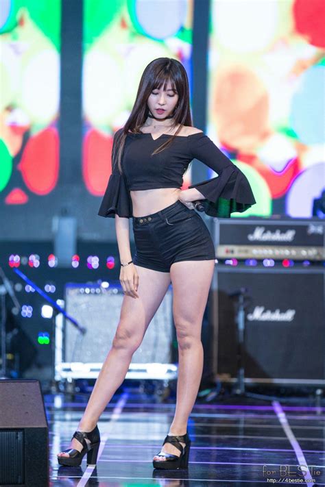 Bestie facts, bestie ideal type bestie (베스티) currently contains of: Bestie Dahye Skirt Fashion - BESTie - Song DaHye #송다혜 #다혜 ...