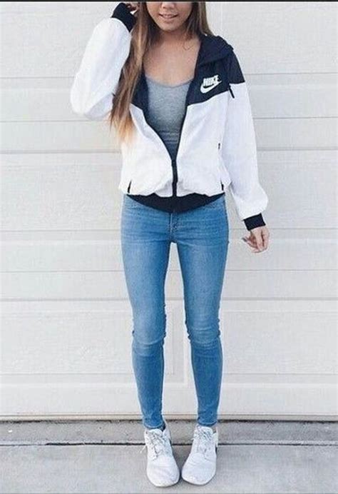 45 Fabulous And Fashionable School Outfit Ideas For College Girls