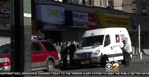 Police Search For Suspects In New York City Armored Truck Robbery Cbs