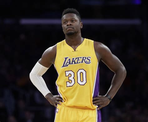 In four seasons as a laker he scored 17 a game on 49% shooting, along with nine rebounds and nearly as many turnovers as assists. Lakers forward Julius Randle returns to Los Angeles to ...