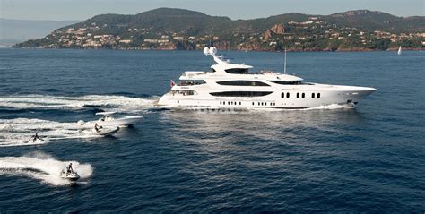 Trinity Yachts Liberty Superyacht Features Photos And Specifications