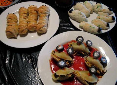 The witches has been a classic halloween theme for decades now, but with the reimagined 2020 roald dahl's the witches on hbo max now — it's excellent! Birthday and Party Cakes: Halloween Dinner Recipes 2010