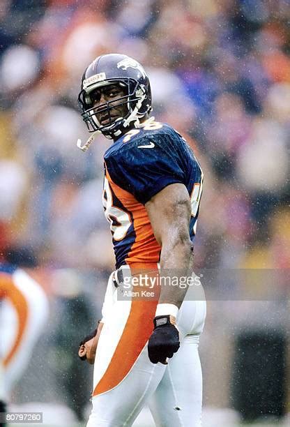 Shannon Sharpe Broncos Photos And Premium High Res Pictures Getty Images