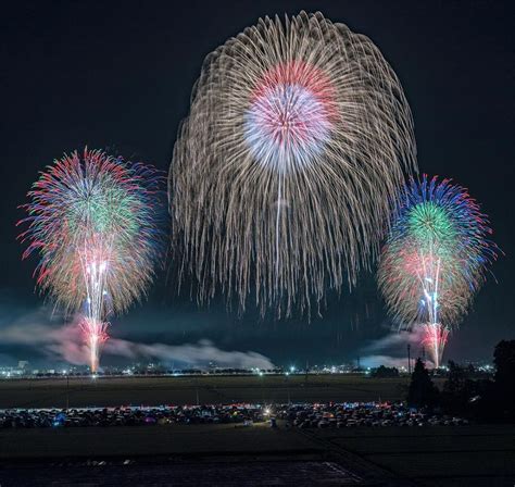 Magnificent Photographs Of Japans Summer Firework Festivals — Colossal