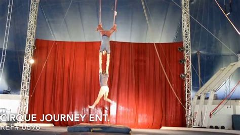 Male Duo Static Trapeze Act Ref 0696 Brazil Youtube