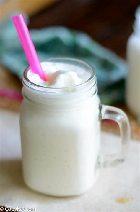 So here's the answer if you are looking to make a starbucks vanilla bean frappuccino without a blender. Starbucks Vanilla Bean Frappuccino | Recipe | Vanilla ...