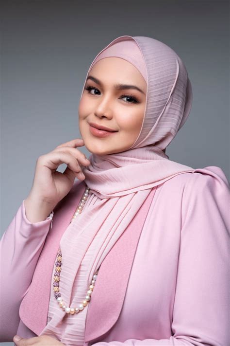 About Siti Nurhaliza
