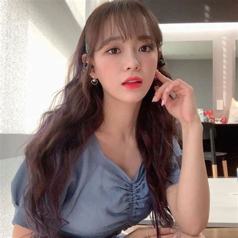 Iphone xr 및 iphone se (1st 및 2nd generation)은 live 배경화면을 지원하지 않습니다. Sejeong에 있는 핀