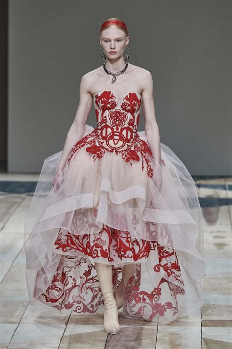 The Most Gorgeous Runway Dresses Of The Decade Alexander Mcqueen