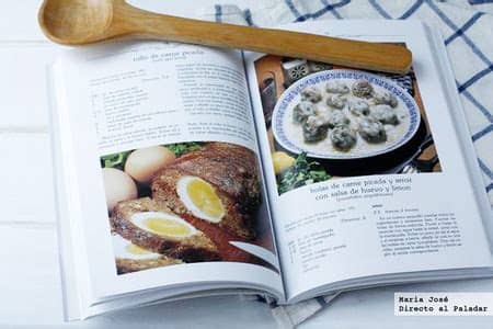 Además de mostrar recetas de cocina, de cualquier país, tradicionales, innovadoras, etc., estos blogs permiten a los lectores y visitantes interactuar entre ellos. La cocina griega con recetas tradicionales. Libro de recetas