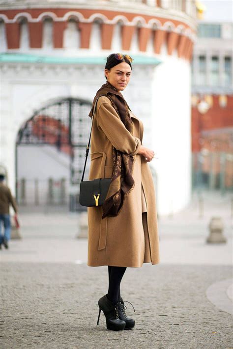 Moscow Street Style Best Street Style Looks From Moscow Fashion Week Harpers Bazaar Street