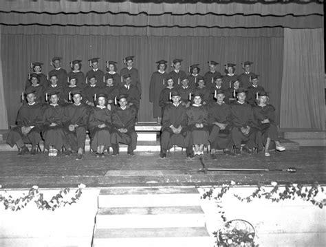 Kingman High School Class Of 1946 Gallup Studios 13597 Ehive