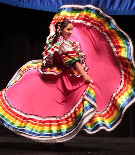 Ballet Folklorico Traditional Mexican Dress