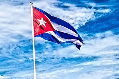What Does The Cuban Flag Look Like And What Does It Mean Havana Guide
