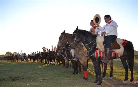 Folclórico Festejo Aniversario De Los Jineteros Yaguaroninos Gaceta