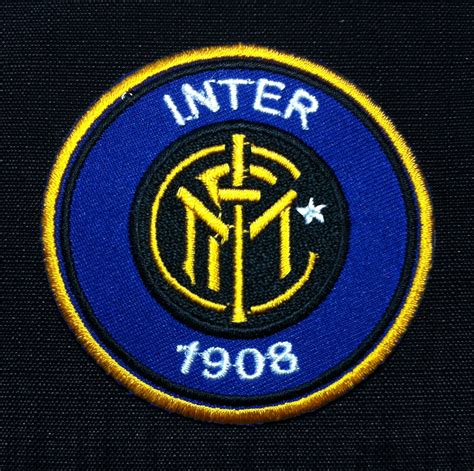 Denzel dumfries has just landed in milano in order to join inter from psv for 12.5m add.mp4. Fonds d'écran Inter Milan Logo