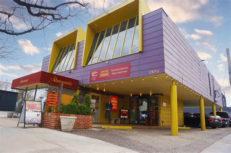 Ground-leased Cherry Creek retail property sells for first time in six