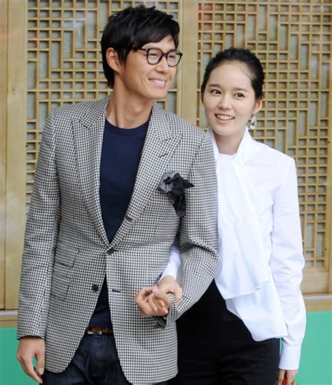 Actress Han Ga In To Be Mother The Korea Times