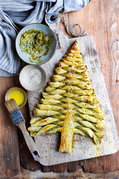 Christmas Tree Puff Pastry With Pesto Family Recipe Chefsane
