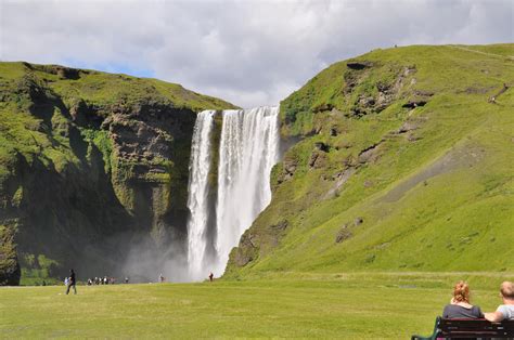 Free Download Hd Wallpaper Green Mountain And Waterfalls Iceland