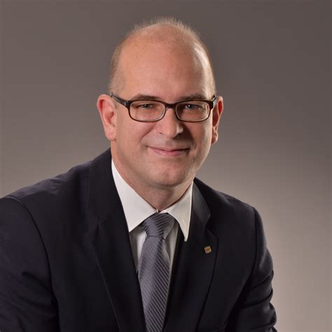 De**40 / 400 ‍605 60. Uwe Erber - Direktor und Prokurist Interne Revision ...