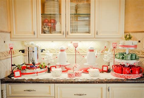 Christmas Decorating Ideas That Add Festive Charm To Your Kitchen