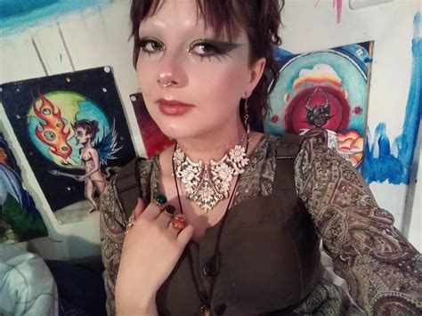 🦋🌿🧚‍♂️🍄 With A Hint Of 🦇🕷️🗡️⚰️ Cottagegoth