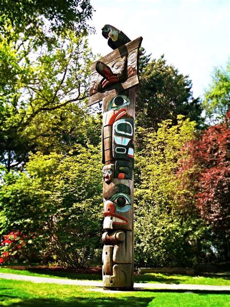 Everything Youve Ever Wanted To Know About Totem Poles And Their