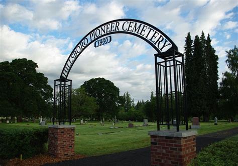 Cemetery Sign And Supports Archway Entrance Gates Cemetery