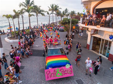 Playas De Puerto Vallarta Entre Las Mejores Del Segmento Gay En El Mundo Reporte Lobby