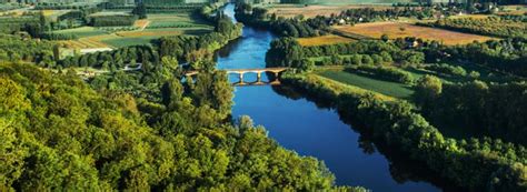 Read our telegraph travel expert guide to the dordogne, including the best places to stay, eat, drink as well as the top. De Dordogne: campings in de buurt van de rivier