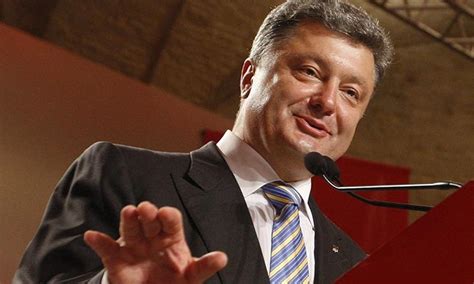 Ukraine's petro poroshenko agrees to drug test before debate with tv comic. Порошенко снова попал на видео в неадекватном состоянии: теперь президент общался с детьми