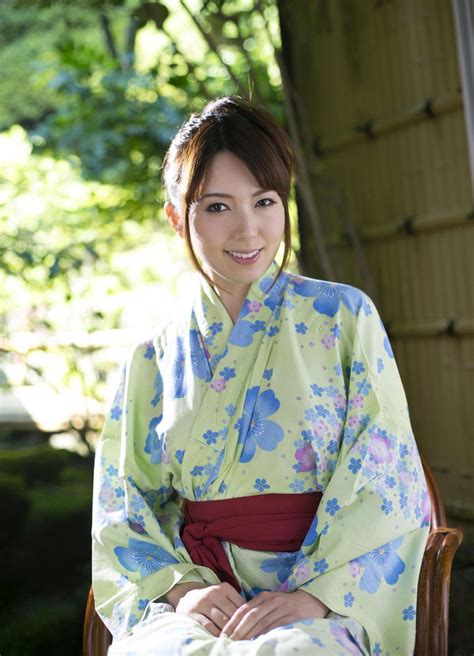 Pin By G L Bloomfield On Traditional Beauty Japan Girl Yui Yukata Kimono