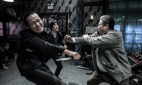The entire film is light, breezy, and sentimental with cameos of all the an she went missing, it still haunts him to this day, this is why it's called the bodyguard on two fronts, the job he left behind. The Bodyguard (2016) di Sammo Hung - Recensione | Quinlan.it