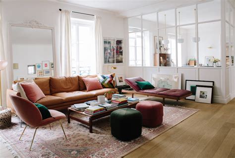 A Dreamy And Collected Paris Apartment Daily Dream Decor