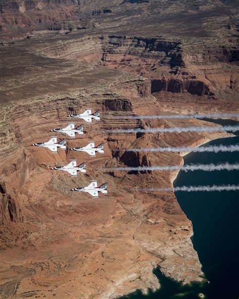 Dvids Images Thunderbirds Soar Over Monument Valley Image 3 Of 3