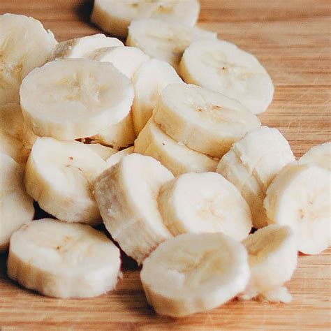 How To Freeze Bananas