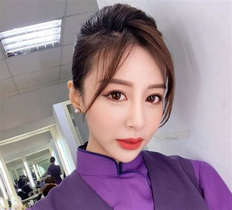 This Taiwanese Flight Attendant That Looks Like A Life Sized Doll Goes