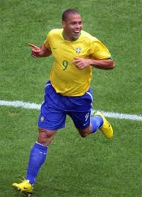 I became addicted to football thanks to him and i grew up with hagi as the leader of my national team.says a lot about how highly i regard this player. Ronaldo De Lima(The phenomenon) Retire From Football ...