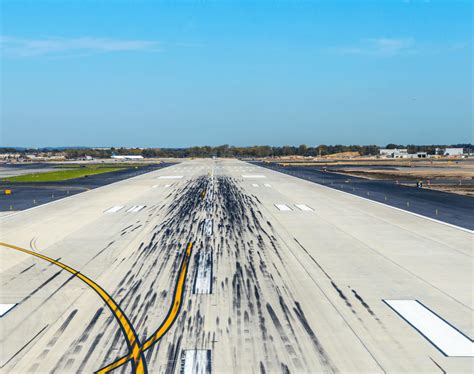 Rehabilitation Of Runway 4r 22l Transportation Projects Electrausa