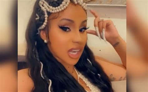Cardi B Gets Backlash For Getting Tipped 800 On Onlyfans Popglitz