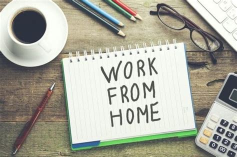 Kerja online bisa menjadi solusi untuk kamu yang tidak ingin kerja kantoran. Tips Agar Tetap Produktif Kerja Dirumah - Property145