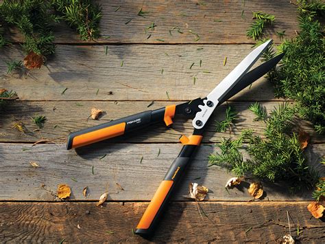 Ingenious Gardening Tools From Fiskars The King Of Cutting Wired