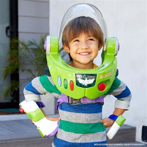 Disney Light Up Buzz Lightyear Helmet Toys And Hobbies Tv Movie