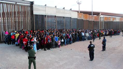 Los Números De La Migración En La Frontera De Estados Unidos Con México