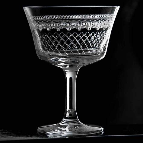 Retro Fizz 1910 Cocktail Glass 6 75oz Cocktail Glassware Cocktail Glass Cocktail Bar Design