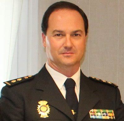 Javier galván era instructor de vuelo y piloto de la fuerza aérea desde el año 2000. Javier Galván: "El Interlocutor Policial Sanitario ofrecerá una respuesta coordinada ...