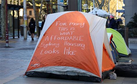 what is causing the homelessness crisis